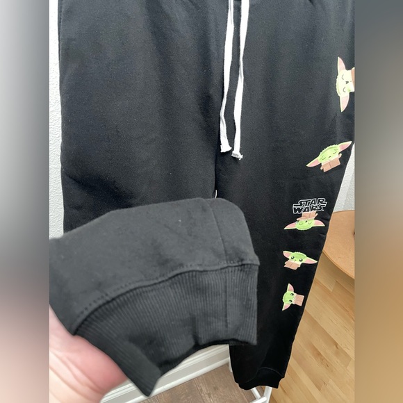 NWT Star Wars Baby Yoda Sweat Pants - Picture 5 of 7